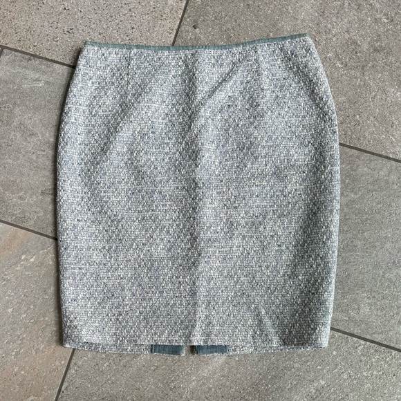 Elie Tahari Lila Metallic Tweed Pencil Skirt, Blue White and Grey, Size 6 Denim - Picture 1 of 12